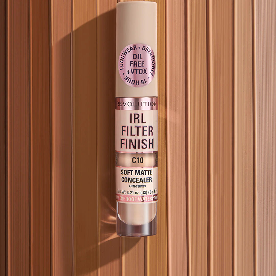 REVOLUTION IRL Filter Finish Concealer -C10 REVOLUTION