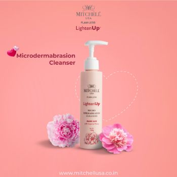 MITCHELL Flawless Lighten-Up Micro Dermabrasion Cleanser 150G MITCHELL